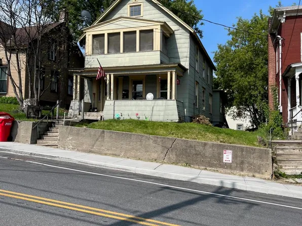 159 Champlain Avenue, Ticonderoga, NY 12883