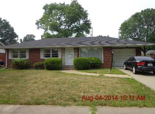 2 Bermuda Ln, Granite City, IL 62040