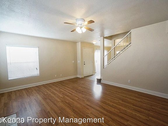 3rd image of 7613 Allerton Ave