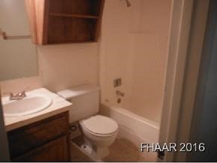 2nd image of 2912 Janis Dr