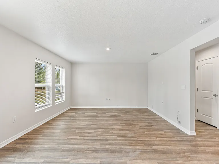 1463 Swan Ct — Photo 31