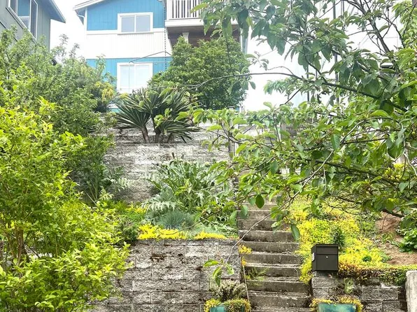 3840 37th Ave S, Seattle, WA 98118