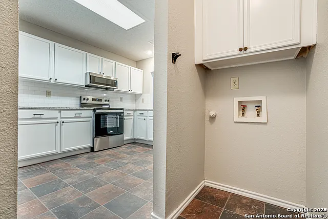 16522 Alwick Ln — Photo 16