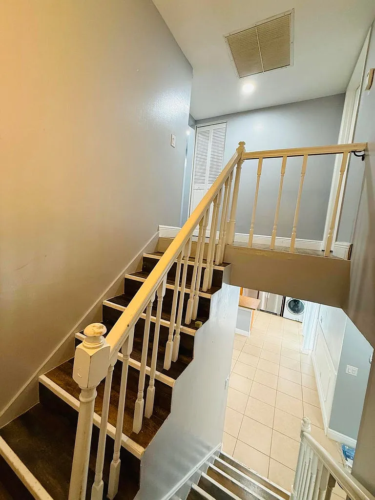 3 bed, 1622 sqft, $2,600 — Photo 2