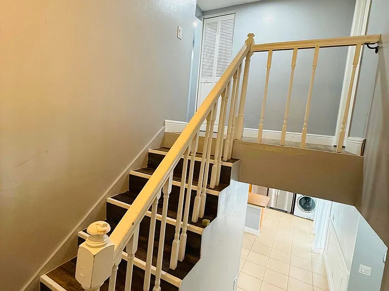 12134 Regal Ct E — Photo 2