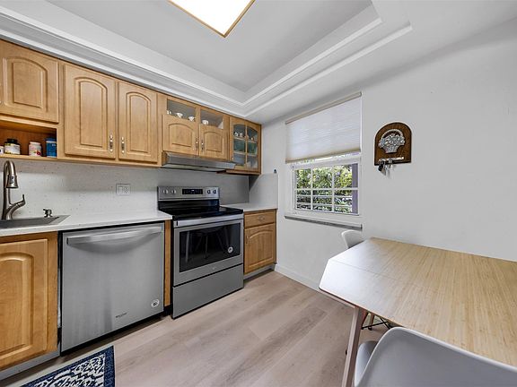 5th image of 808 Cypress Boulevard #310