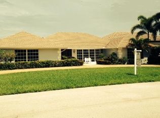 35 Saddleback Rd, Tequesta, FL 33469