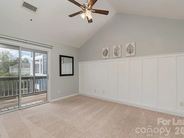 17544 Tuscany Ln — Photo 10