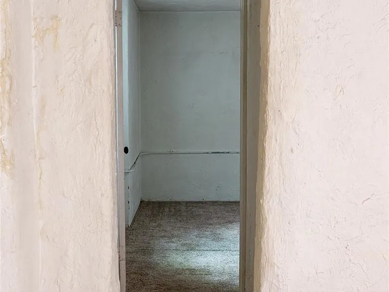 840 N Emerson St #6 — Photo 7