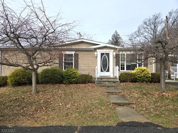 93 Mt Pleasant #14, Rockaway Twp., NJ 07866