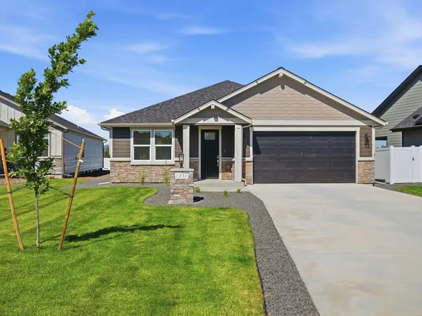 1231 N High Desert Dr, Deer Park, WA 99006