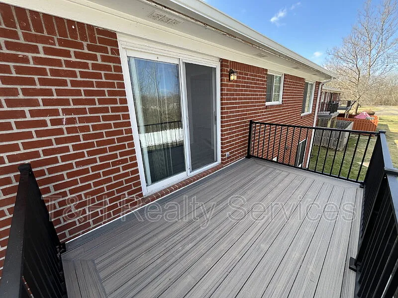 Building Photo - 857 Indigo Way