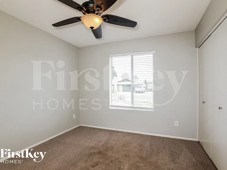 3846 W Dalphin Rd — Photo 11