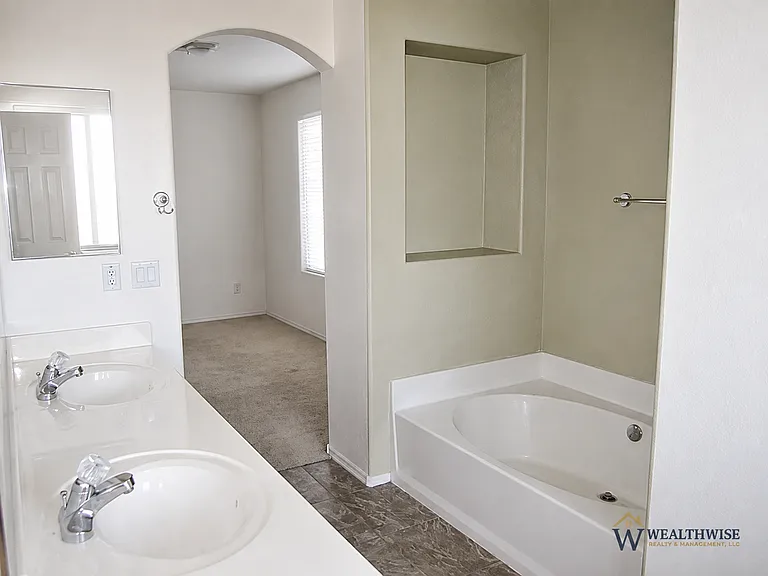 8386 S Lost Mountain Rd — Photo 7