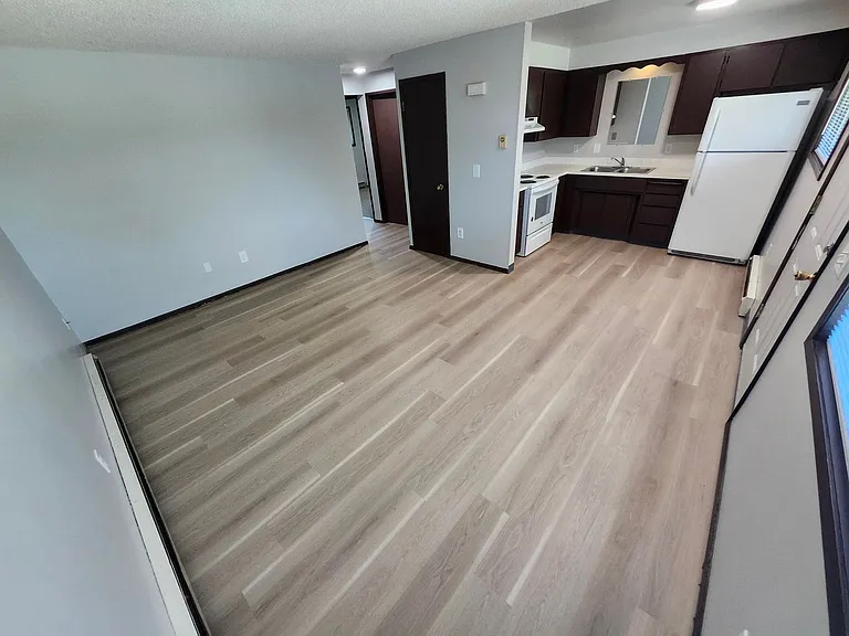 12210-12218 E Lenora Dr — Photo 15