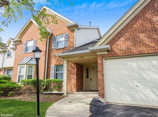 2791 Green Bridge Ct Unit V2, Schaumburg, IL 60194