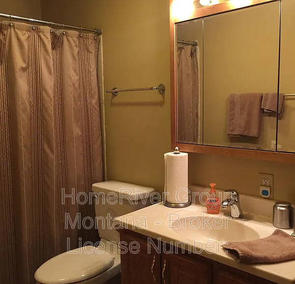 21800 Jones Rd — Photo 9