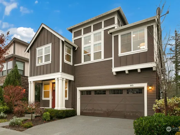 1025 Pine Crest Circle NE, Issaquah, WA 98029