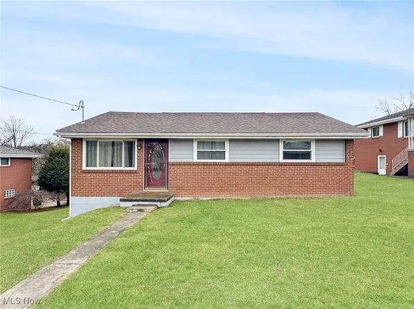 496 Shady Ln, Follansbee, WV 26037