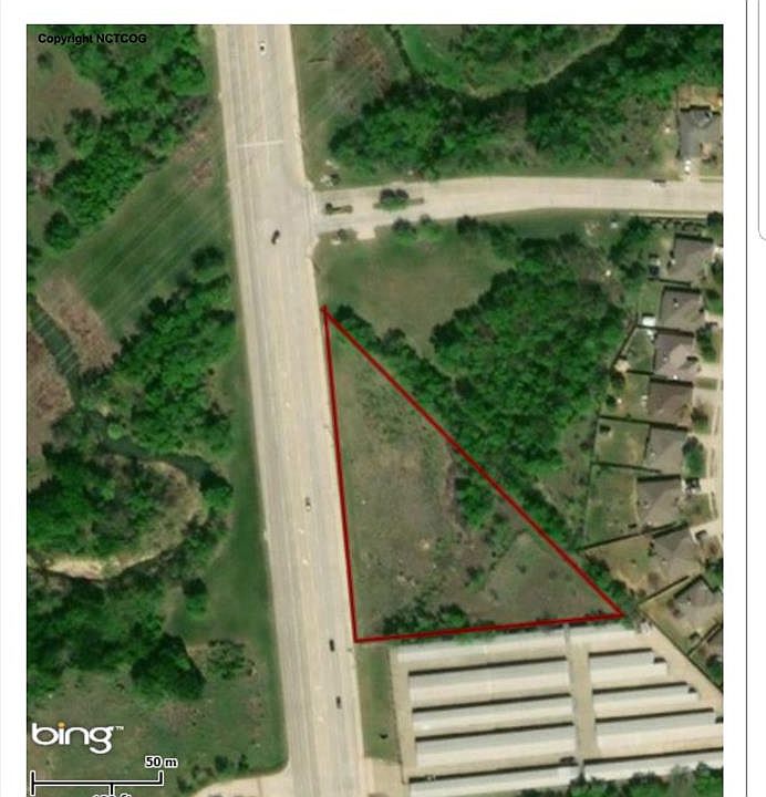 2nd image of 713 S Crowley Rd