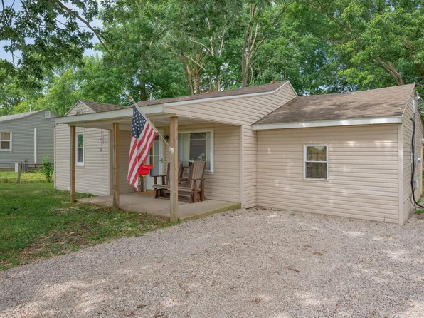 8113 N Sugar Creek Lee Dr, Fairland, IN 46126