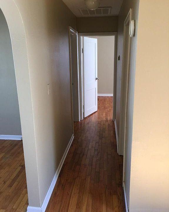 2nd image of 1440 E McGee St