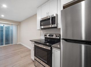 Sunset Cliffs Apartments, Vista, CA 92084