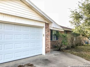 1408 Jim Gooch, Three Rivers, TX 78071