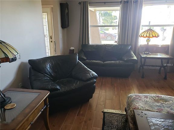 5th image of 664 Allegheny Dr