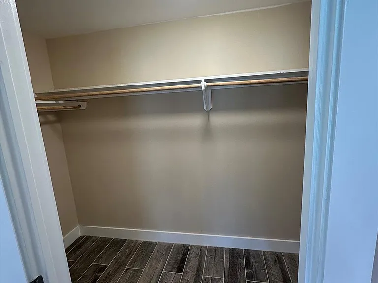 680 Mockingbird Hls — Photo 17