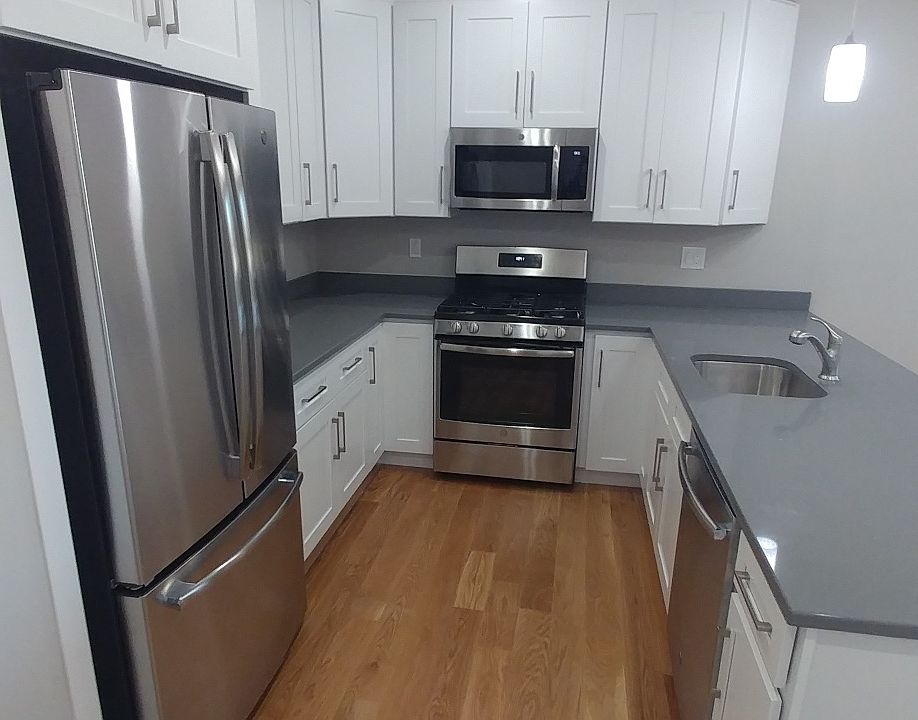1st image of 2333-47 Fairmount Ave #308