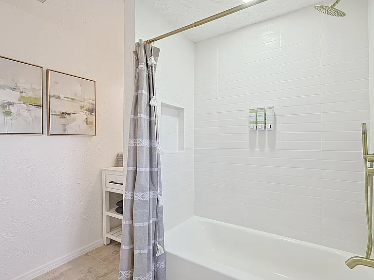 260 McGraw Ln — Photo 8