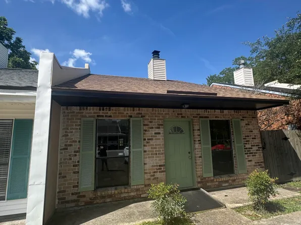102 Longfellow Dr #A, Lafayette, LA 70503