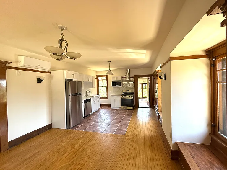 2234 W Adams Blvd #3 — Photo 7