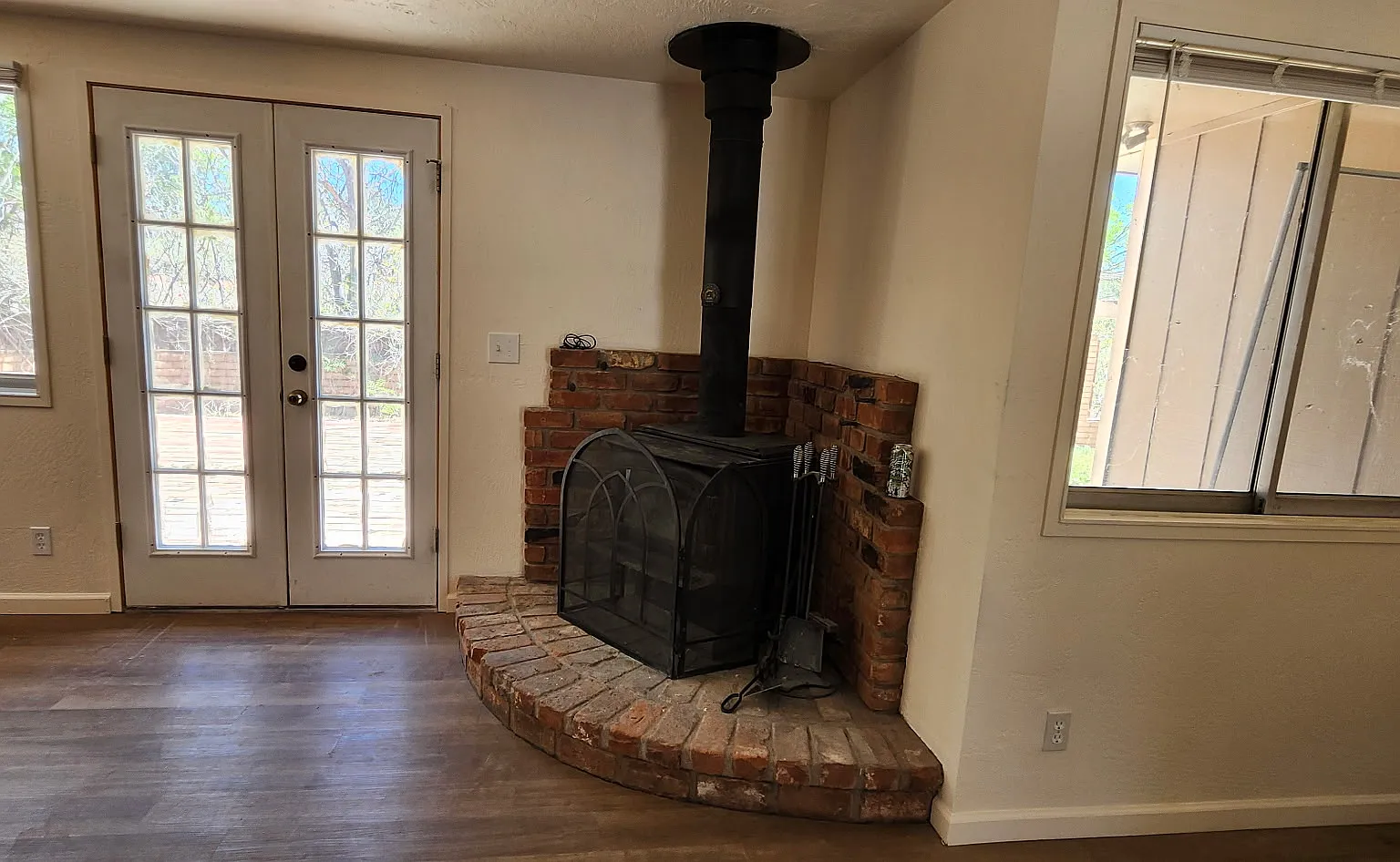 340 Andante Dr — Photo 3