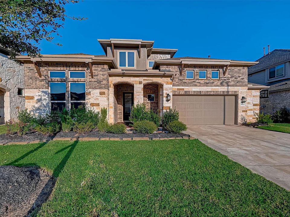 1st image of 2922 Golden Honey Ln