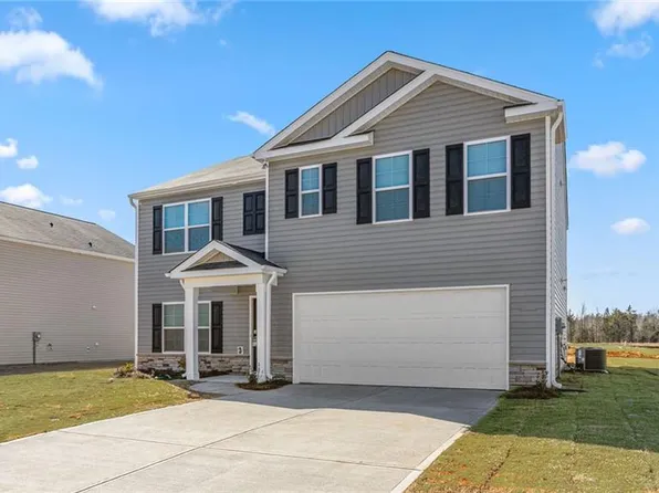 535 Quail Haven Ln, Winston Salem, NC 27107