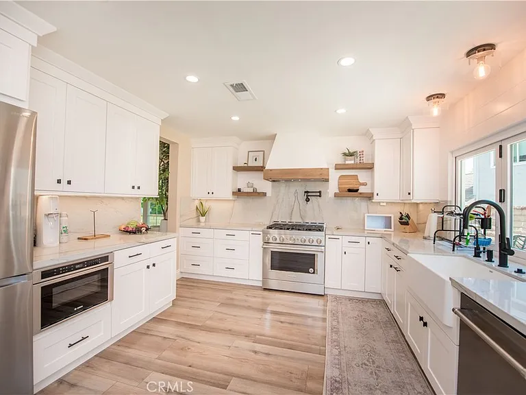 270 S Riverwood Cir — Photo 13
