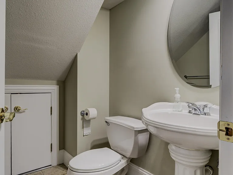 2612 Face Rock Ct — Photo 26