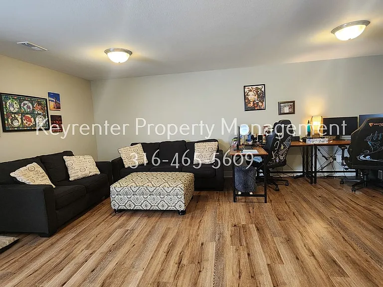 12804 E Timber Lake Rd — Photo 2