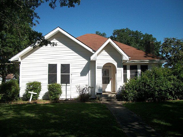 1st image of 4001 Lakeshore Dr