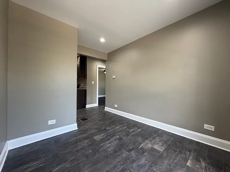 705 E Grant Hwy #2 — Photo 12