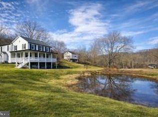 2450 Fissels Church Rd, Glen Rock, PA 17327