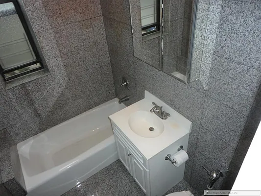 Rented by Sovereign Associates | media 16