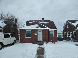 16069 Carlisle St, Detroit, MI 48205