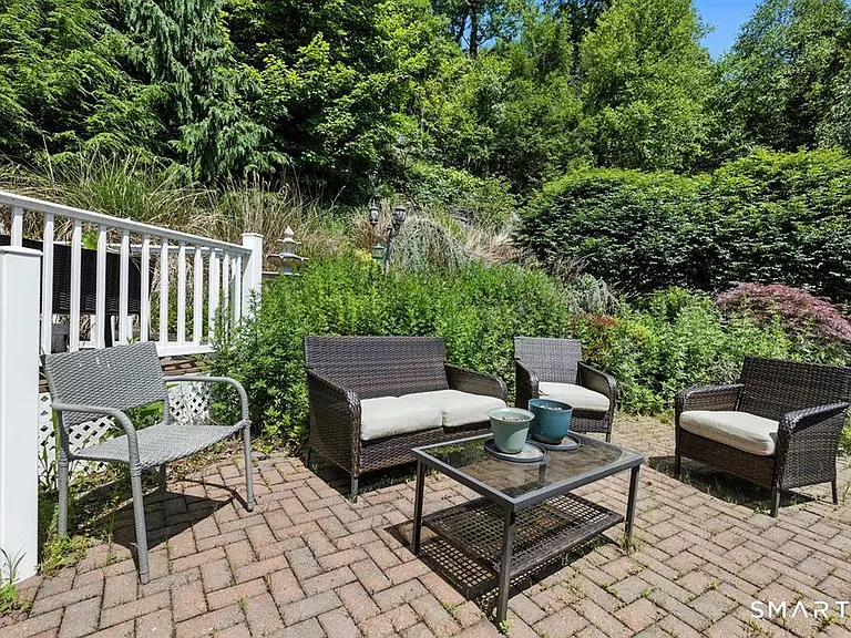 11 Squantz View Dr — Photo 28