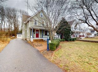 66 Beach St, Westerly, RI 02891