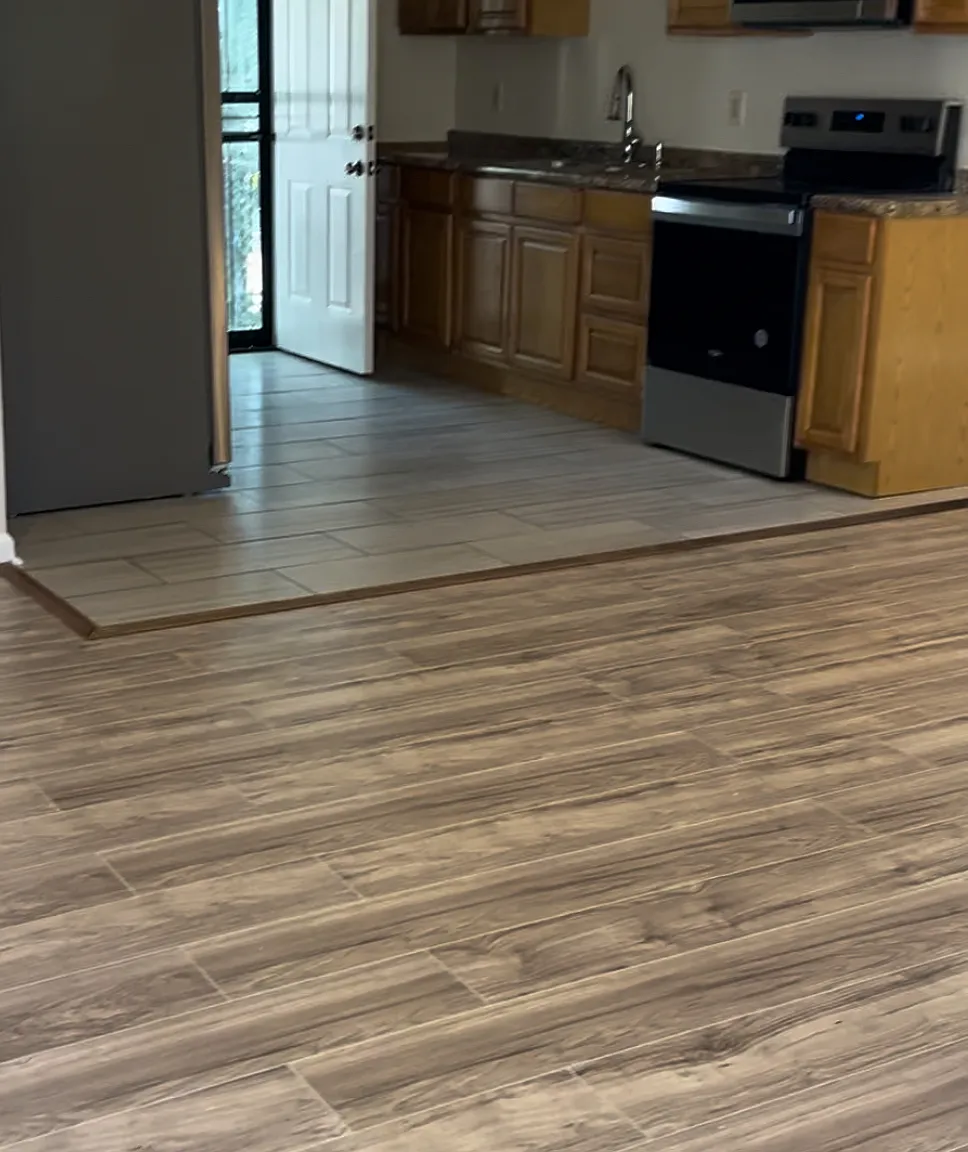 112 Neill Ave — Photo 1