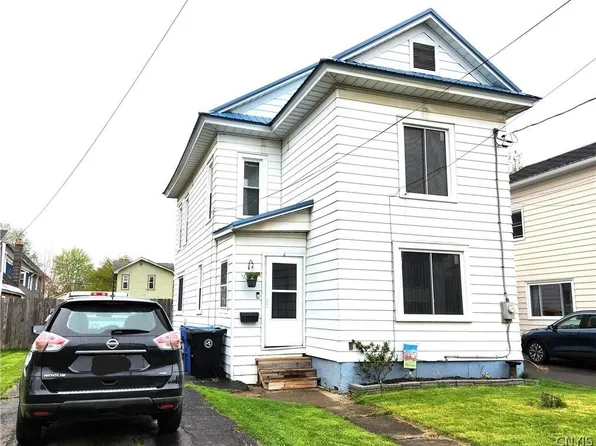 6 Excelsior St, Cortland, NY 13045