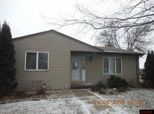 329 S 5th St, Le Sueur, MN 56058